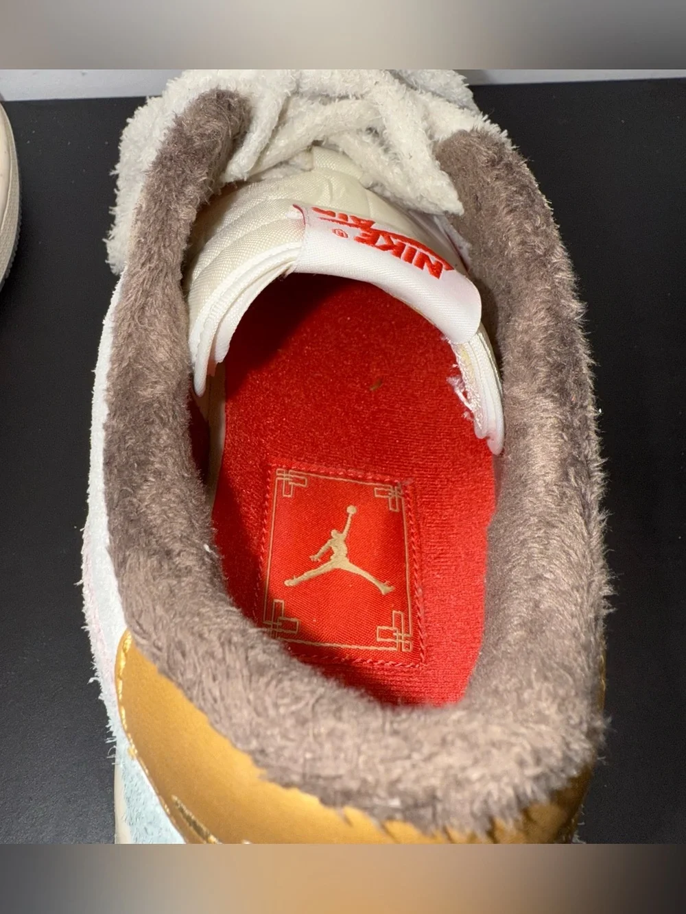 Jordan low top
